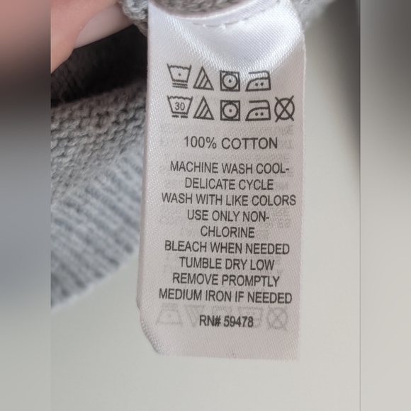 Tahari Button Up Cardigan Sweater in grey and pink size 18 months - Picture 4 of 13